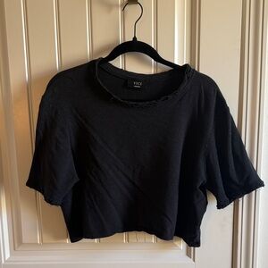 Vici cropped tee